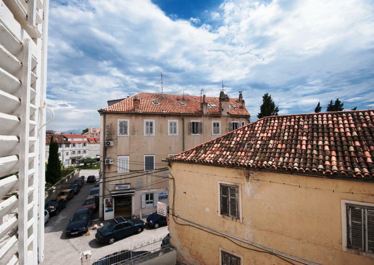 Apartments Angie Split Bagian luar foto